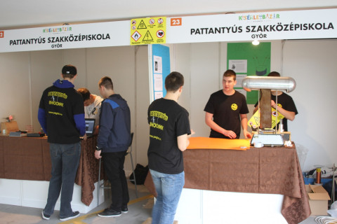 Kísérletbazár - 2014.