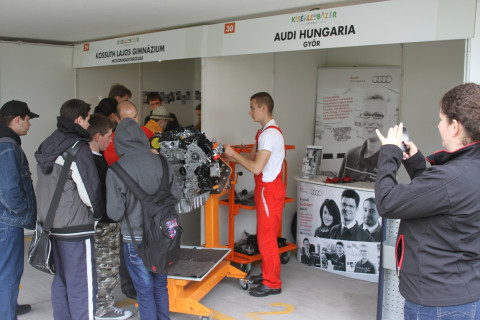 Kísérletbazár - 2014.