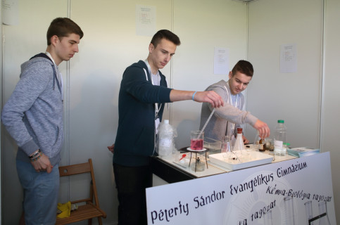 Kísérletbazár - 2016.