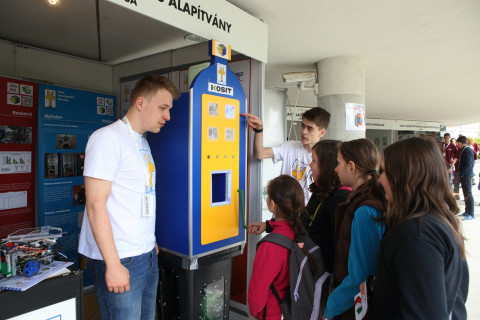 Kísérletbazár - 2016.