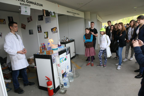 Kísérletbazár - 2016.