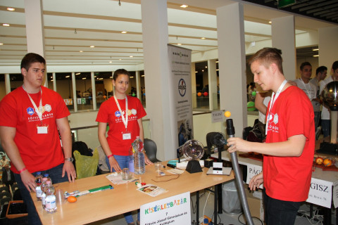 Kísérletbazár - 2018.