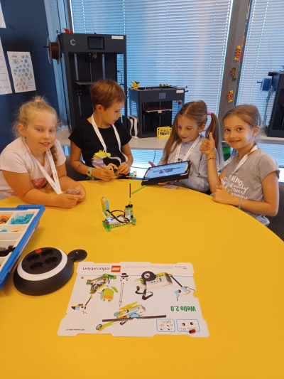 Mobilis Élmény7- nyári táborok 2023.