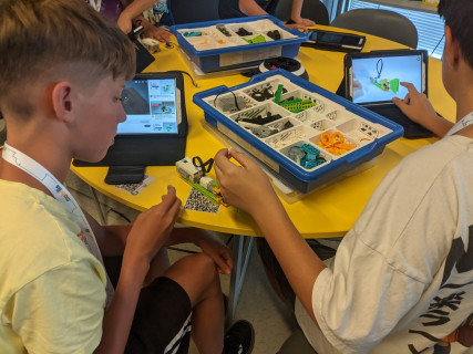 Mobilis Élmény7- nyári táborok 2023.