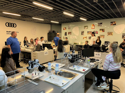 Csillagközi kapcsolatok napja