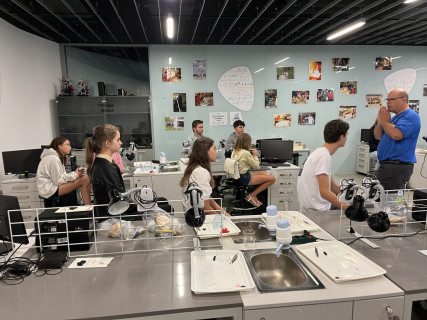 Csillagközi kapcsolatok napja