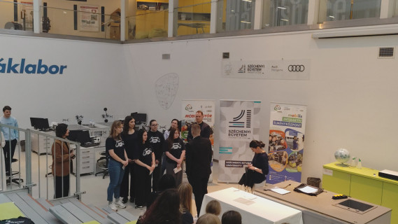 eSZEment lányok versenye 2025