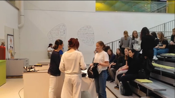 eSZEment lányok versenye 2025