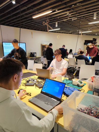 eSZEment Pályaorientációs Verseny 2024