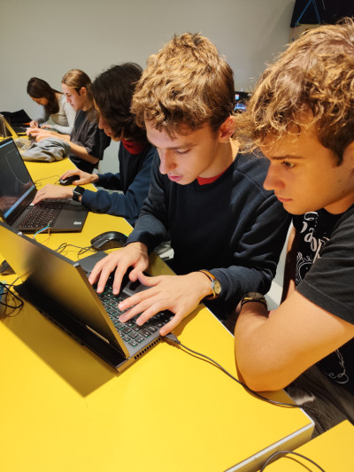 eSZEment Pályaorientációs Verseny 2024