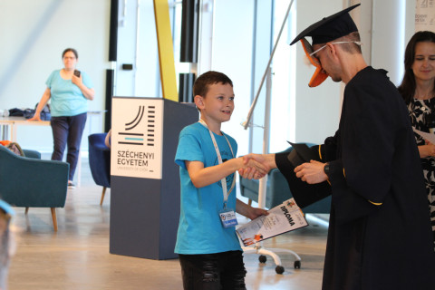 Győri Gyerekegyetem 2026 - Diplomaosztó