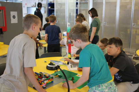Mobilis LEGO tábor 2026.07.06-07.10.