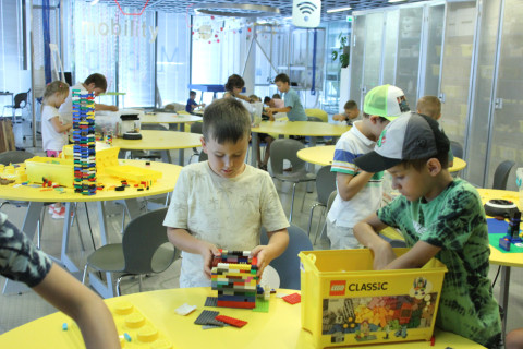 Mobilis LEGO tábor - 2026.08.10 - 08.14.