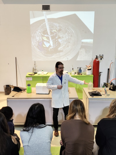 VP és SZTGY természettudományos foglalkozás