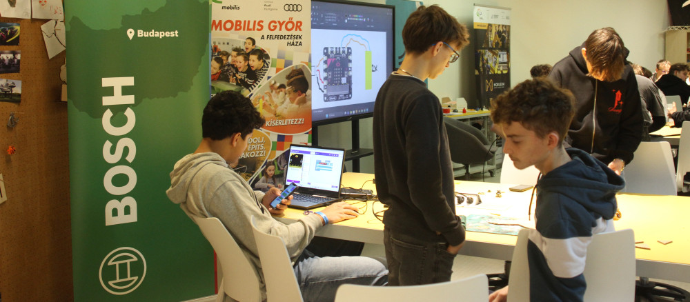 Bosch–Mobilis Középiskolás Program