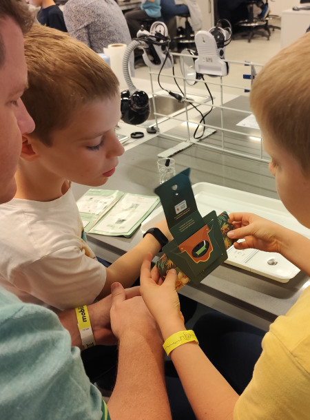 Űrkutatás, LEGO és laborfoglalkozás: Sikeresen lezajlott a Kutatók Éjszakája a Mobilisben