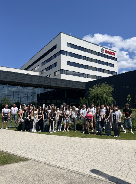 A Bosch Budapest Innovációs Kampuszán kirándultak a győri Deák Ferenc Technikum diákjai