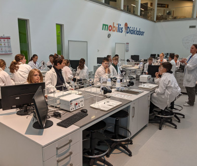 Megújul a Mobilis Interaktív Élményközpont diáklabor